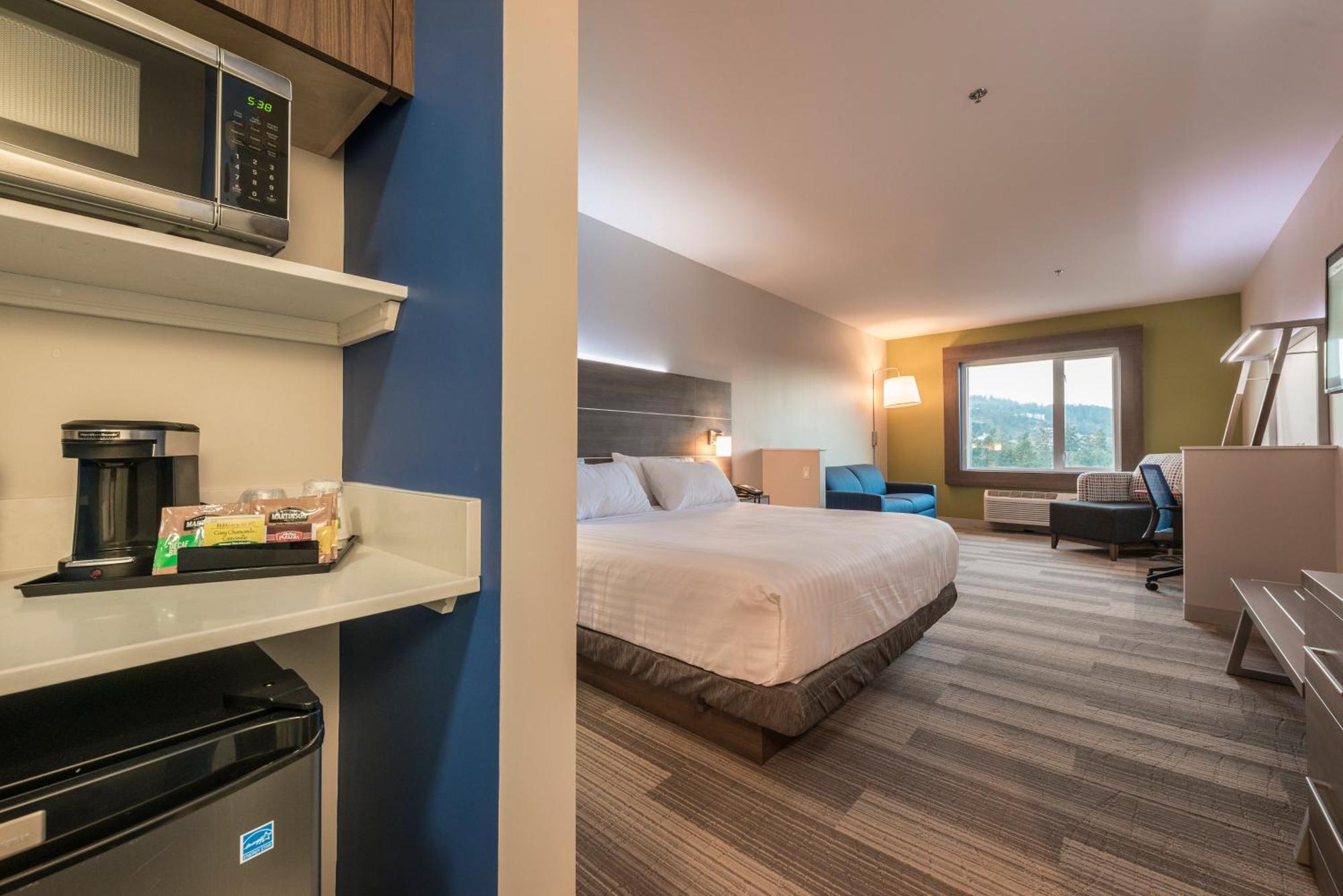 Holiday Inn Express & Suites Victoria-Colwood By Ihg Langford Esterno foto