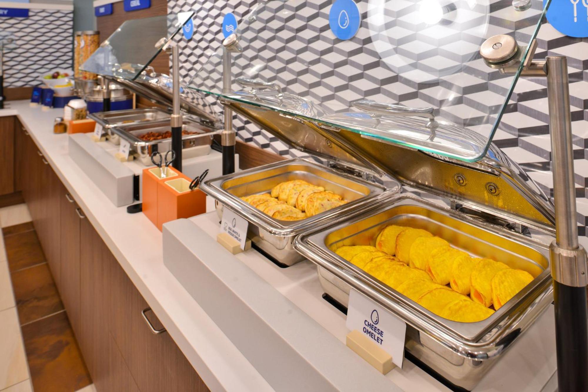 Holiday Inn Express & Suites Victoria-Colwood By Ihg Langford Esterno foto