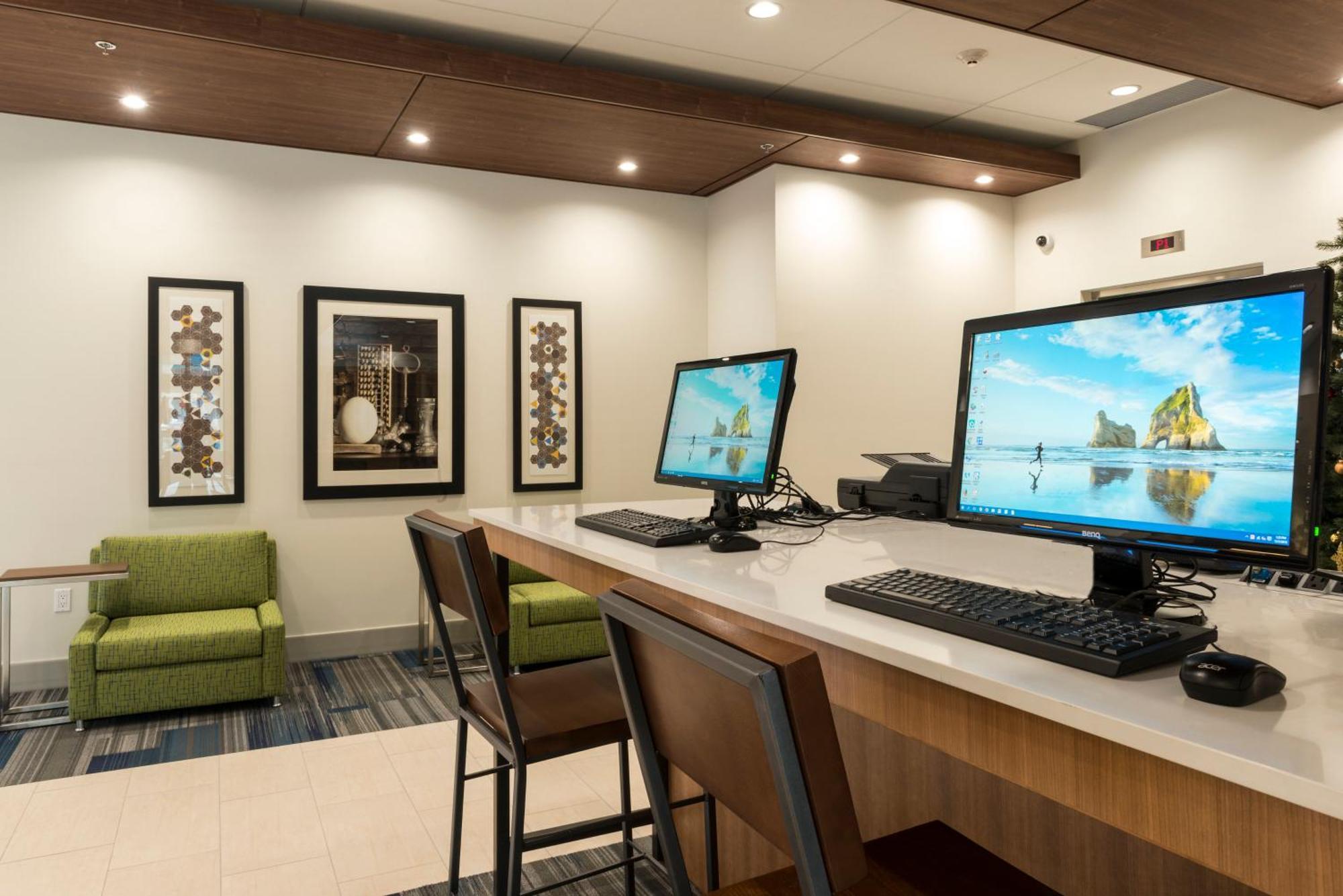 Holiday Inn Express & Suites Victoria-Colwood By Ihg Langford Esterno foto